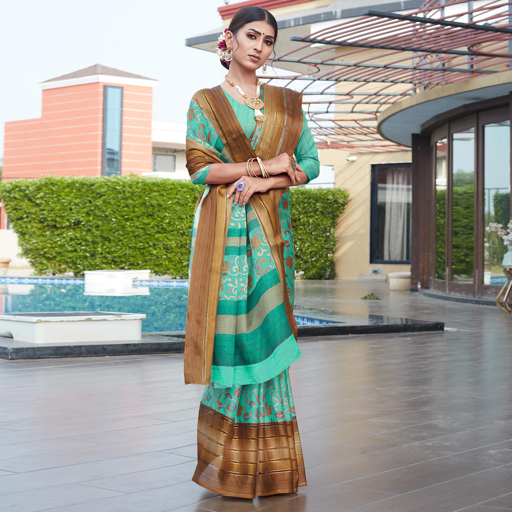 Sea Green Floral Digital Printed Cotton Blend Saree