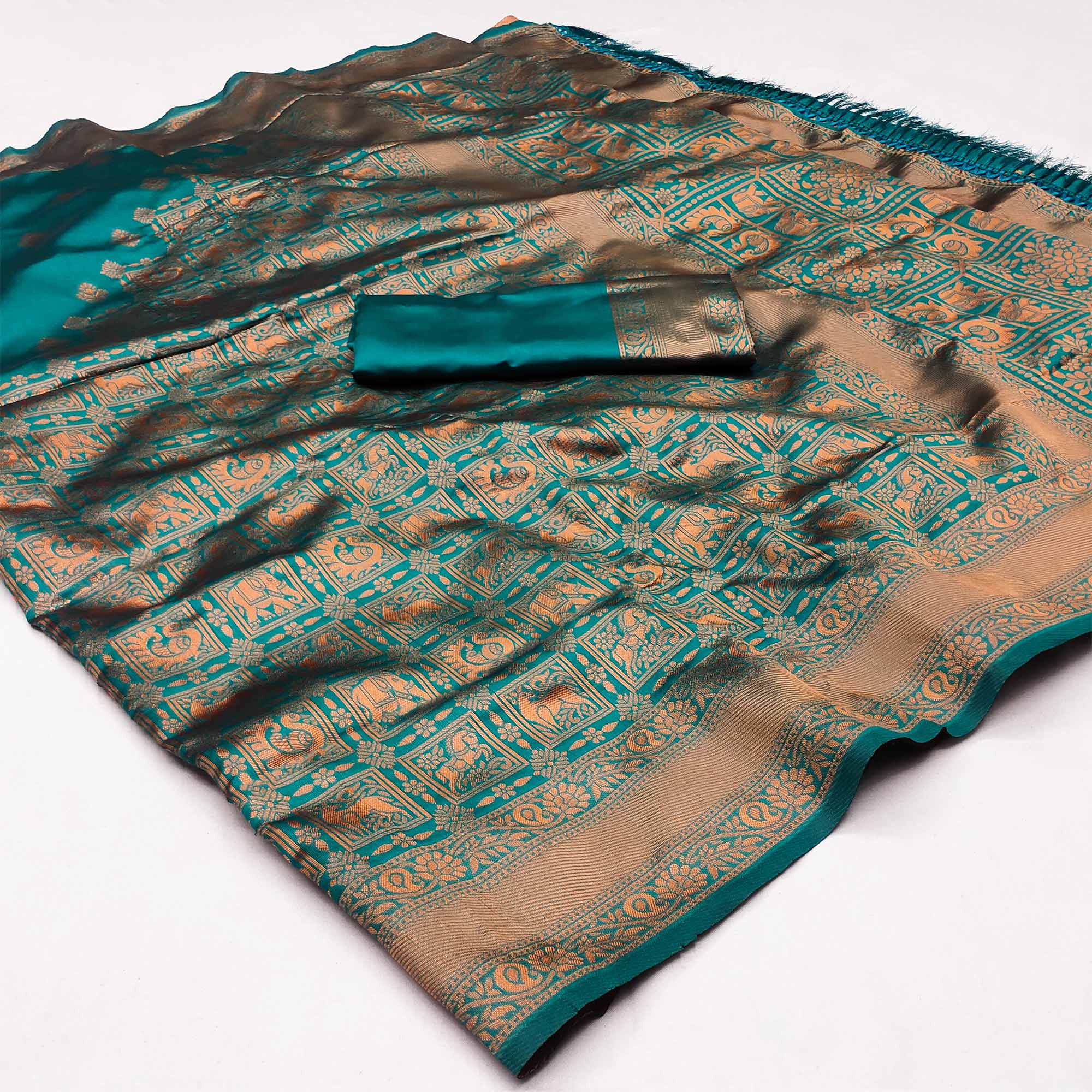 Morpich Woven Jacquard Saree With Tassels