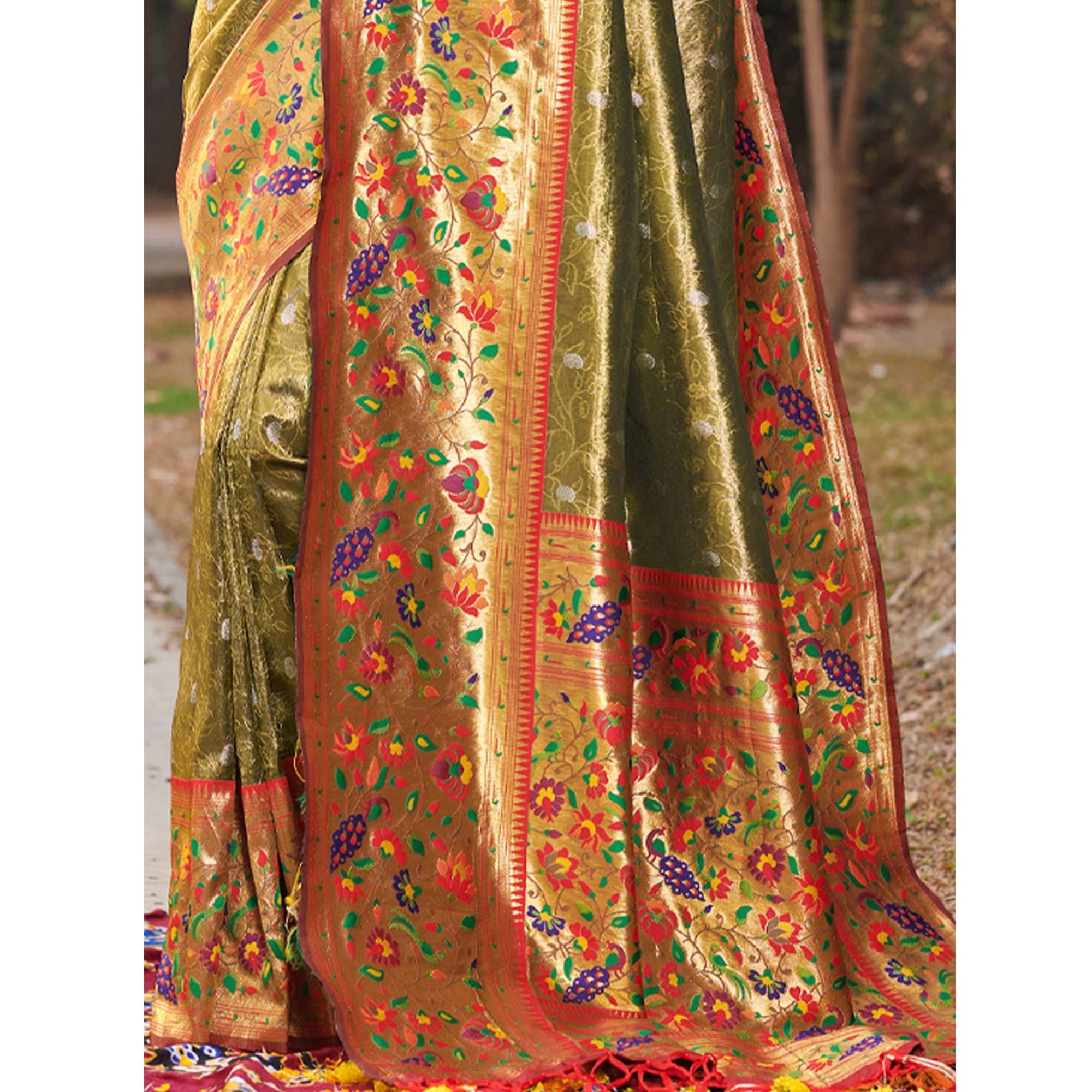 Shop Latest Designer Sarees | Sarees for Wedding - Tulsisilks