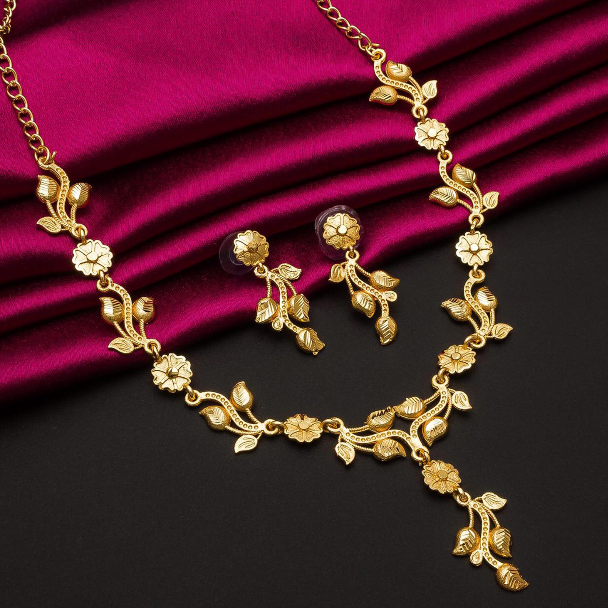 Gold Plated Alloy Necklace Set