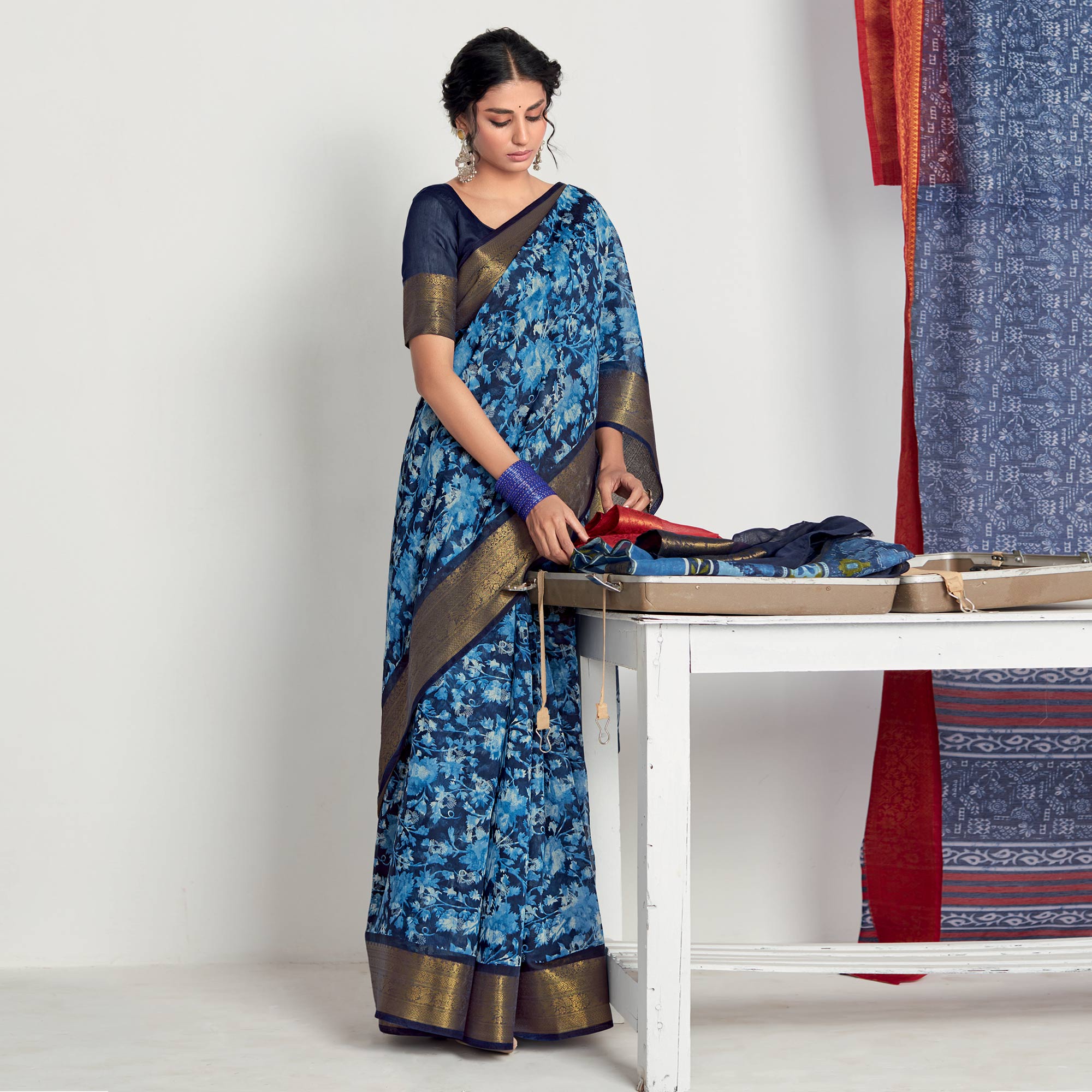 Blue Printed With Woven Border Cotton Blend Saree