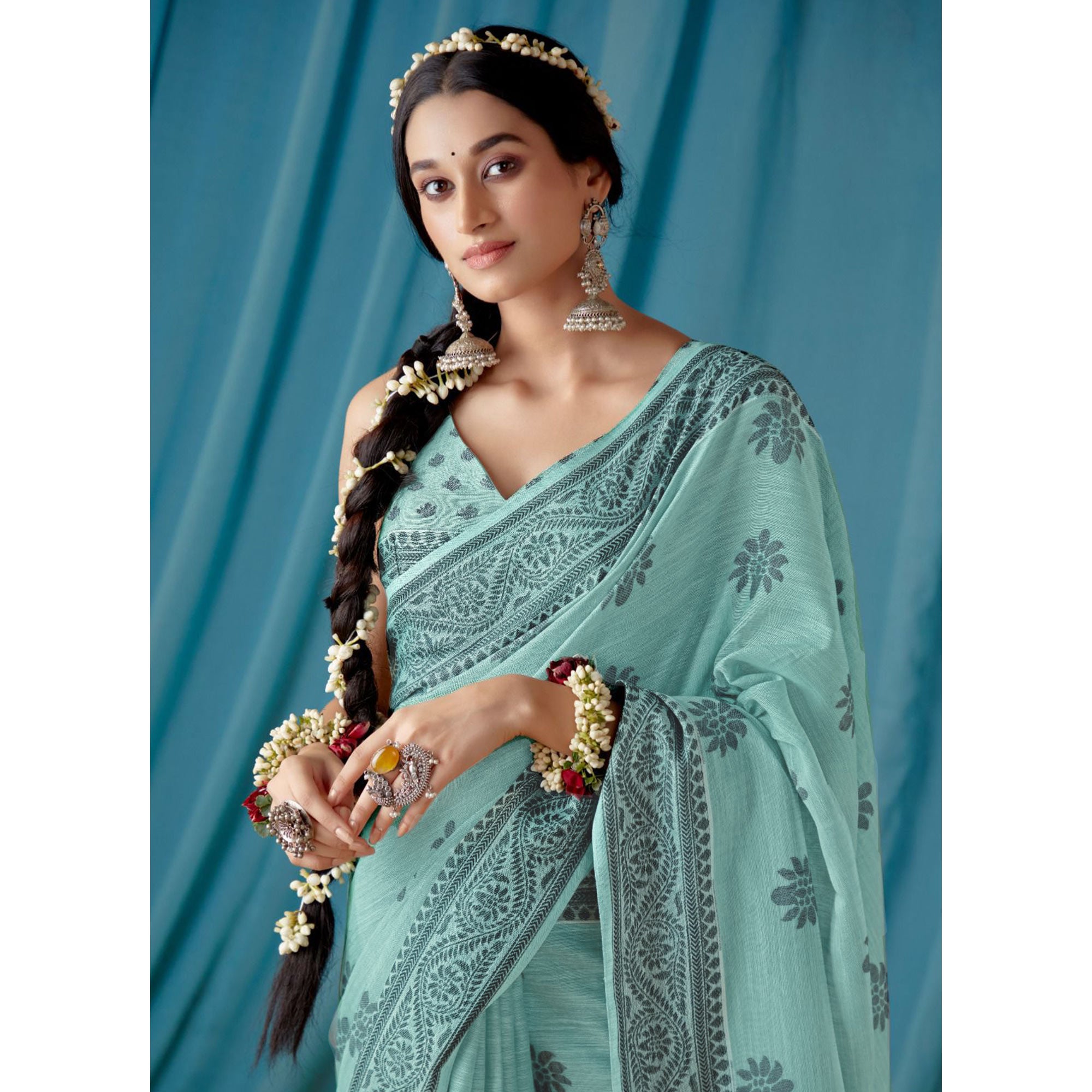 Rama Green Thread Woven Cotton Silk Saree