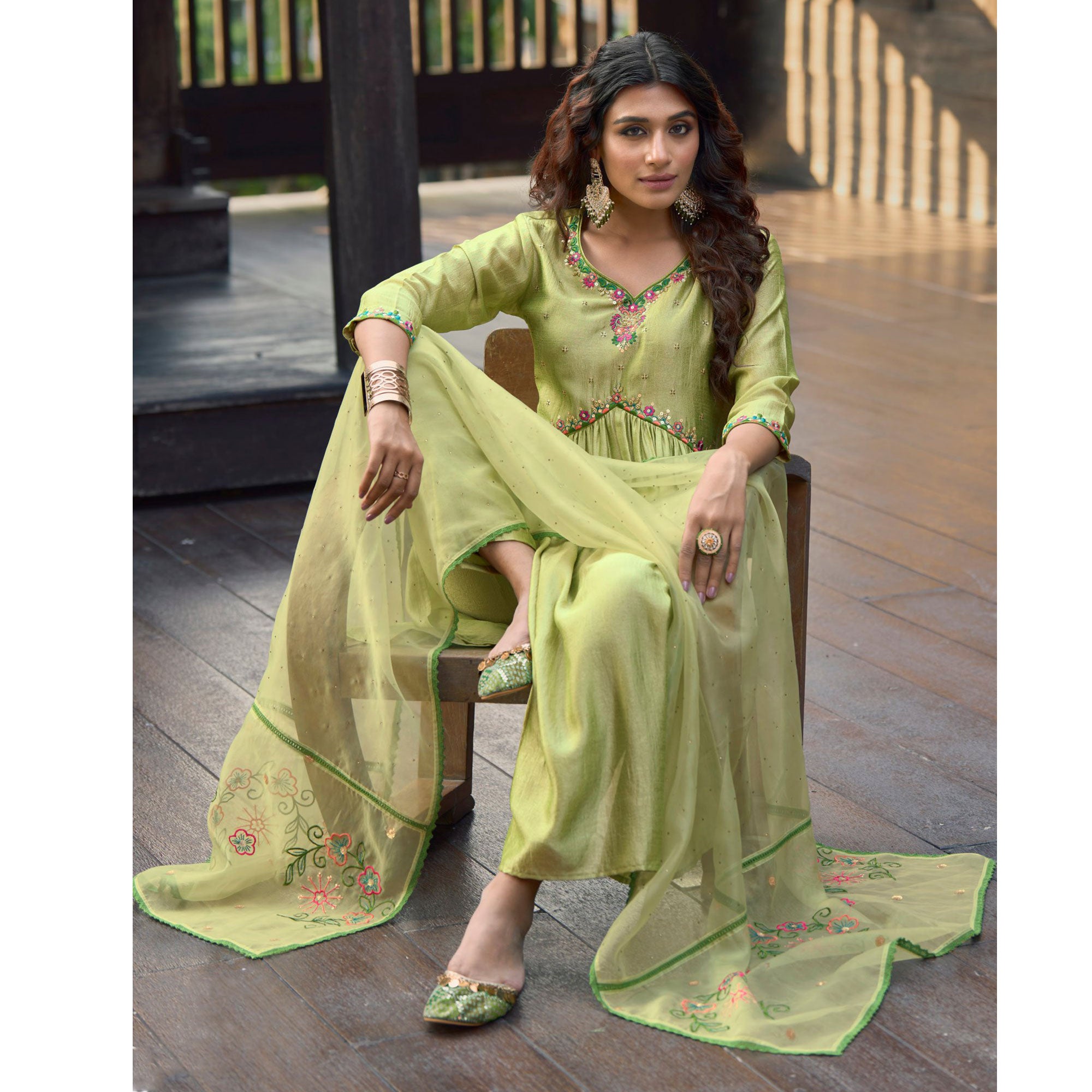 Green Floral Embroidered Art Silk Naira Cut Suit