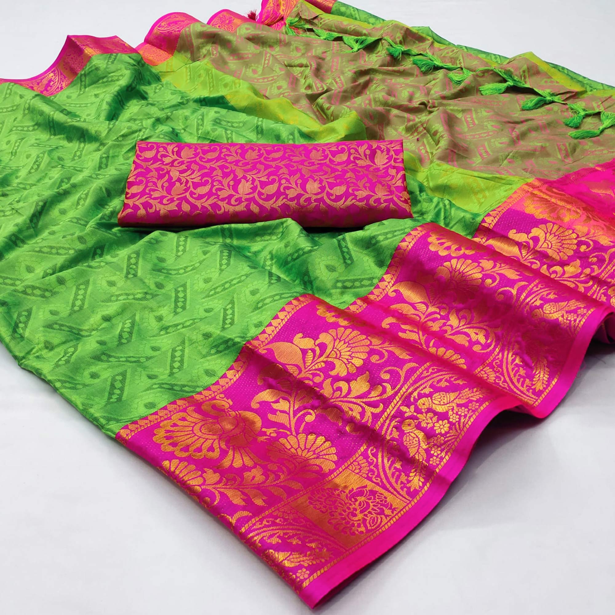 Parrot Green Woven Cotton Silk Saree With Tassels