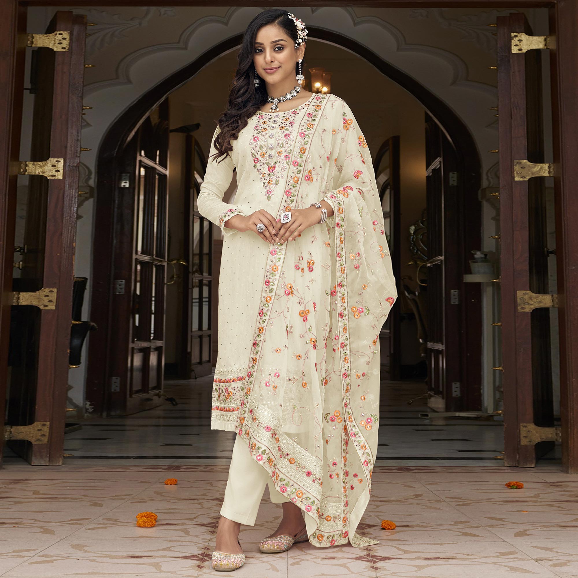 Cream Floral Embroidered Georgette Salwar Suit