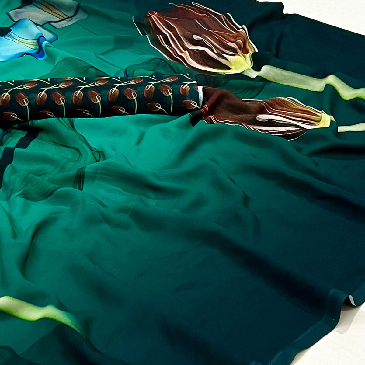 Rama Green Floral Digital Printed Georgette Saree