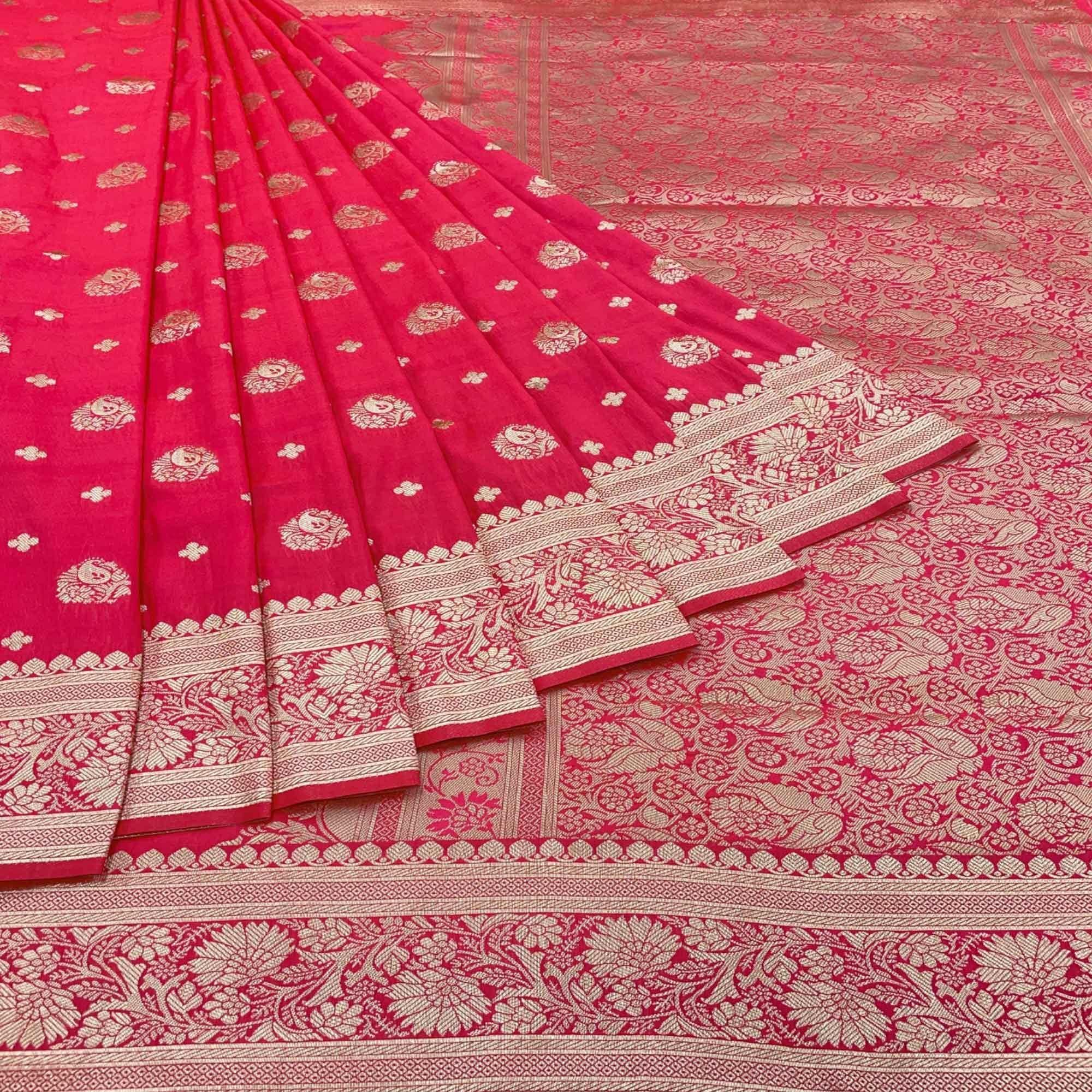 Gajari Pink Floral Zari Woven Art Silk Saree - Peachmode