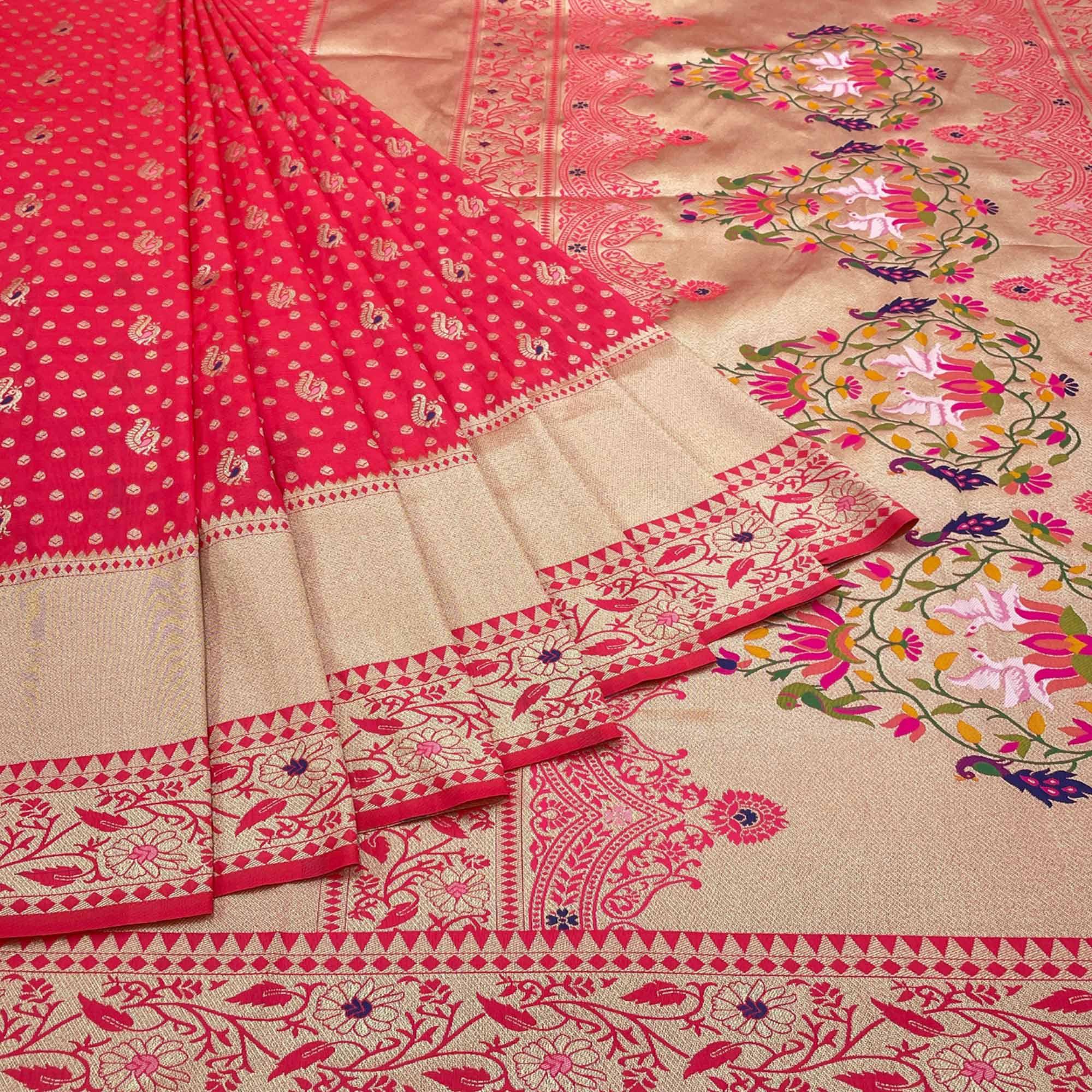 Gajari Pink Zari Woven Art Silk Saree - Peachmode