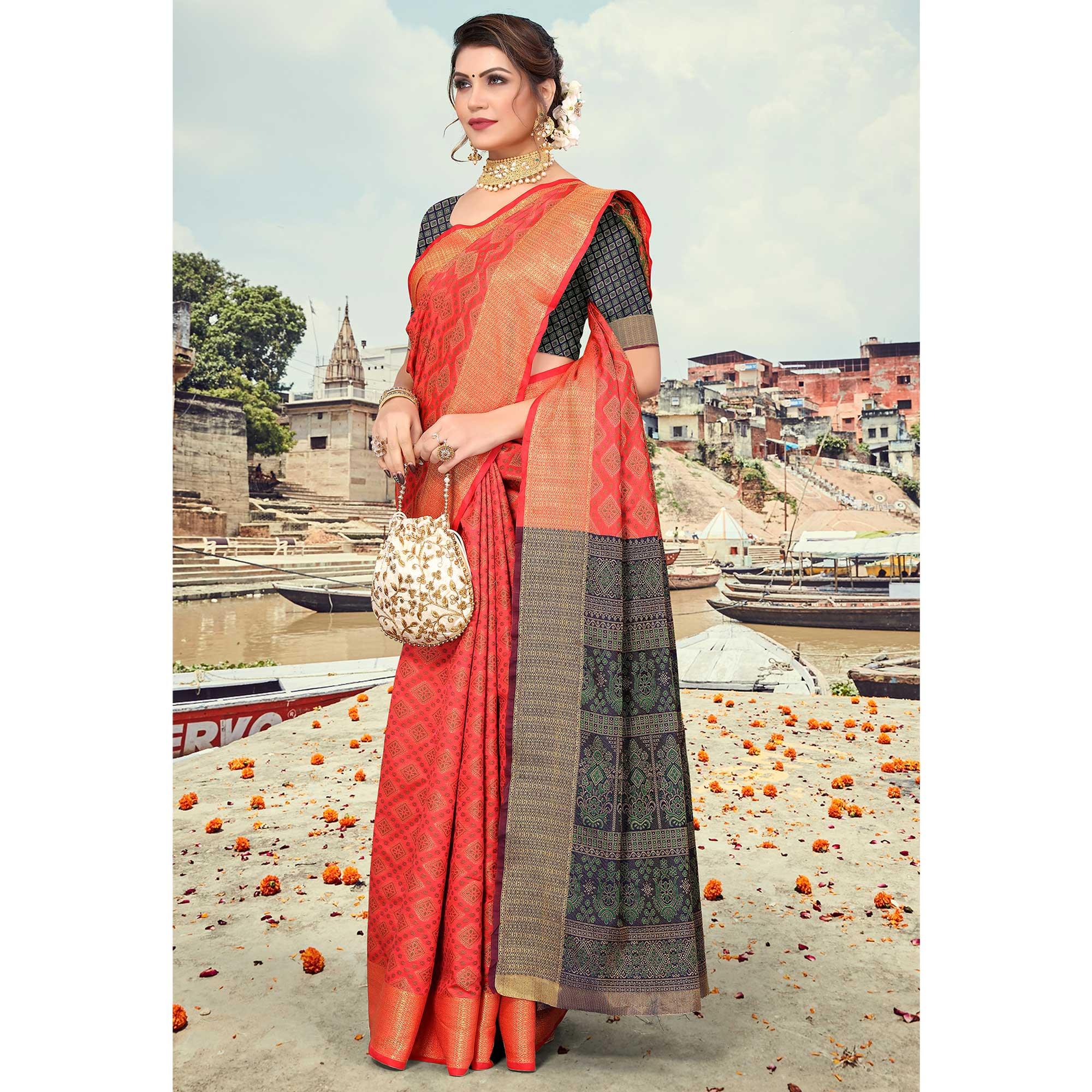 Gajri Pink Woven Jacquard Saree - Peachmode