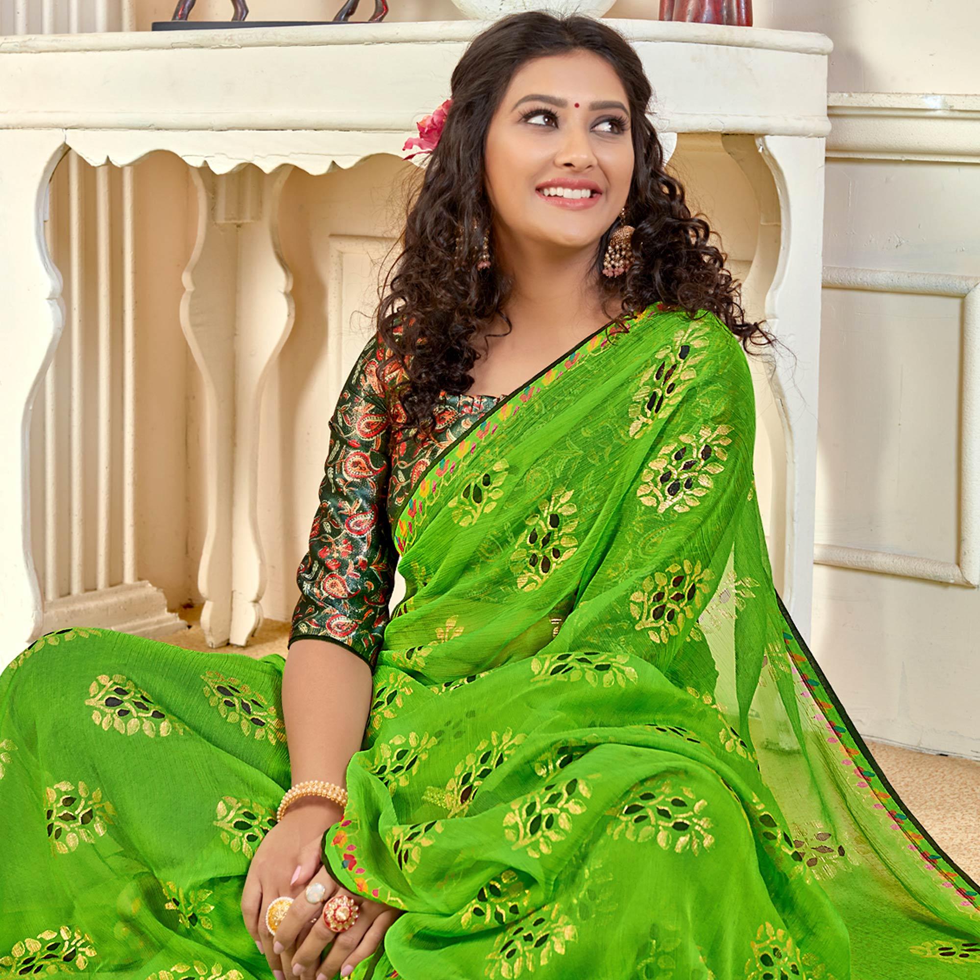 Green Casual Wear Foil Printed Pure Chiffon Saree - Peachmode