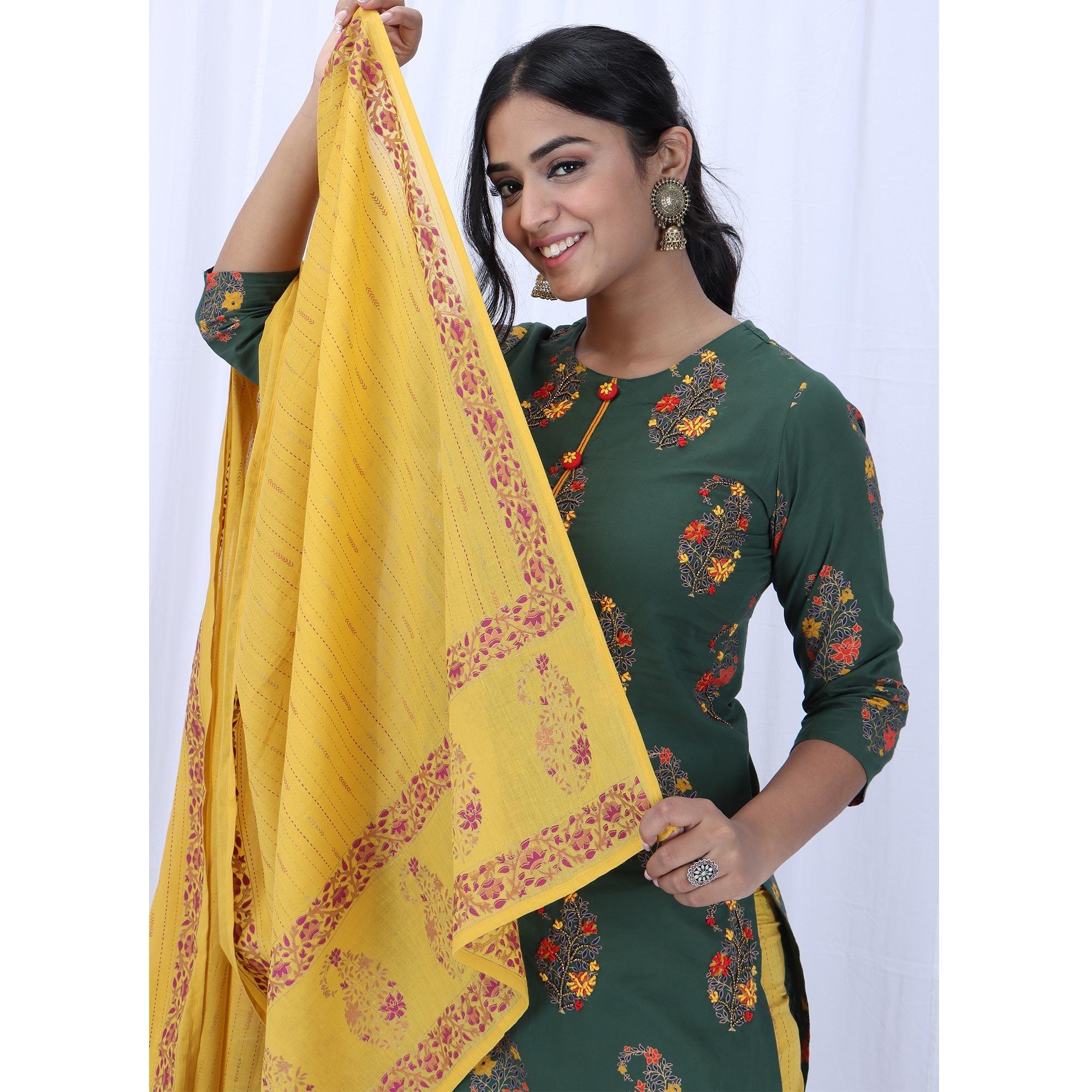Green Casual Wear Printed Cotton Kurti - Pant Set With Dupatta - Peachmode