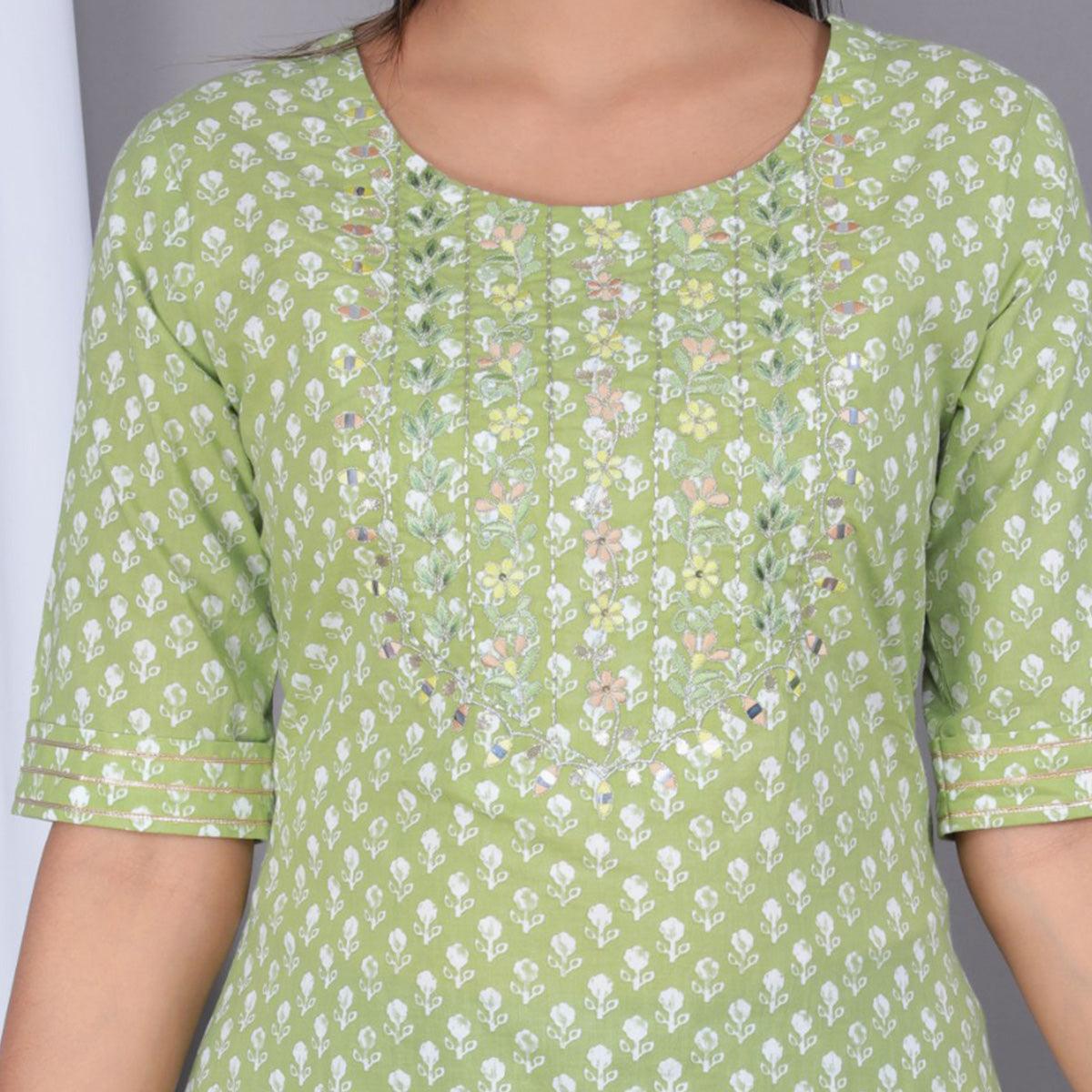 Green Casual Wear Printed Cotton Kurti Pant Set With Dupatta - Peachmode