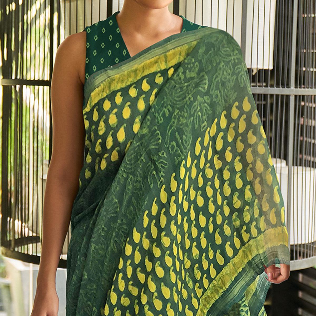 Green Casual Wear Printed Linen Saree - Peachmode