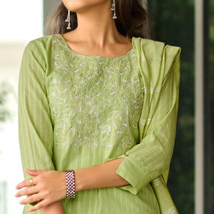 Green Embroidered Pure Cotton Kurti Pant Set With Dupatta - Peachmode