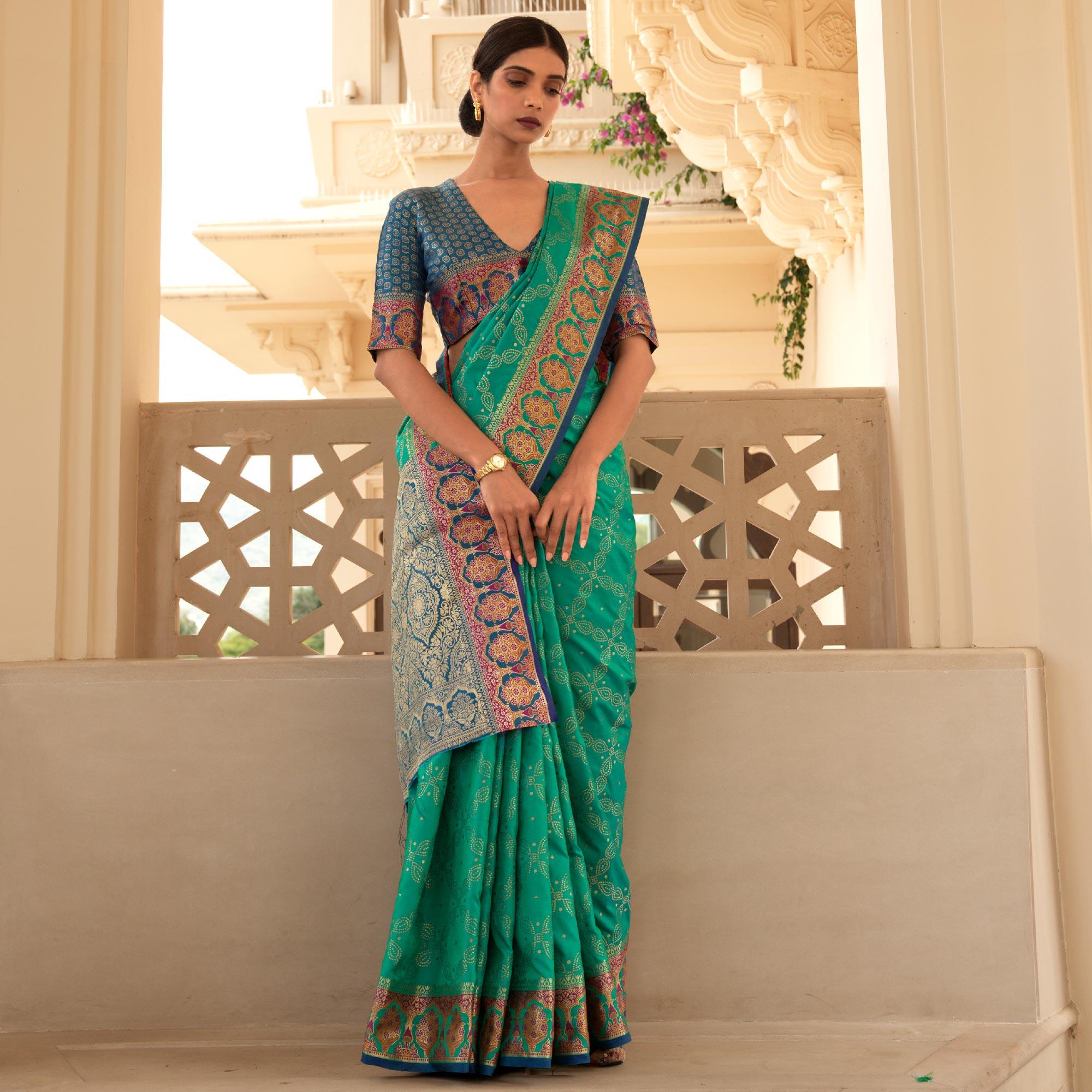 Green Festive Wear Woven Handloom Saree - Peachmode