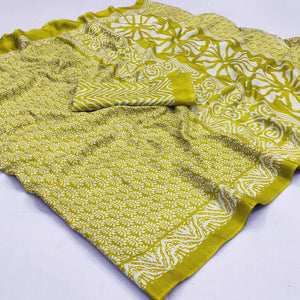 Green Floral Printed Raw Silk Saree - Peachmode