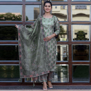 Green Floral Printed Rayon Kurti Pant Set With Dupatta - Peachmode
