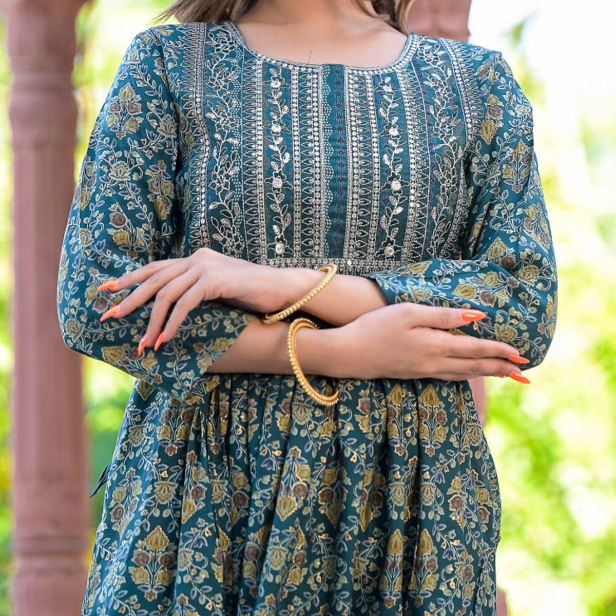 Green Printed-Embroidered Chanderi Kurti Pant Set With Dupatta - Peachmode