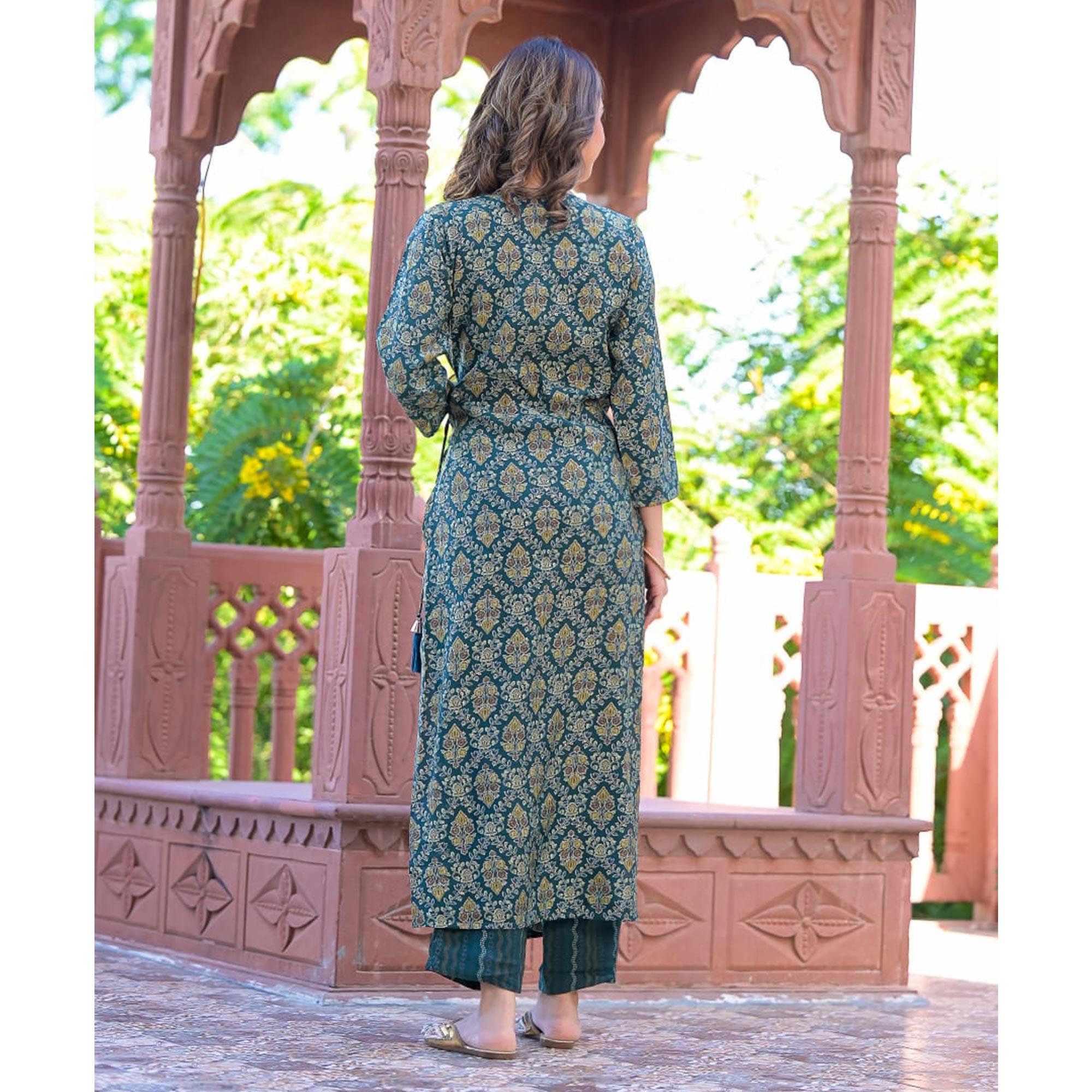 Green Printed-Embroidered Chanderi Kurti Pant Set With Dupatta - Peachmode