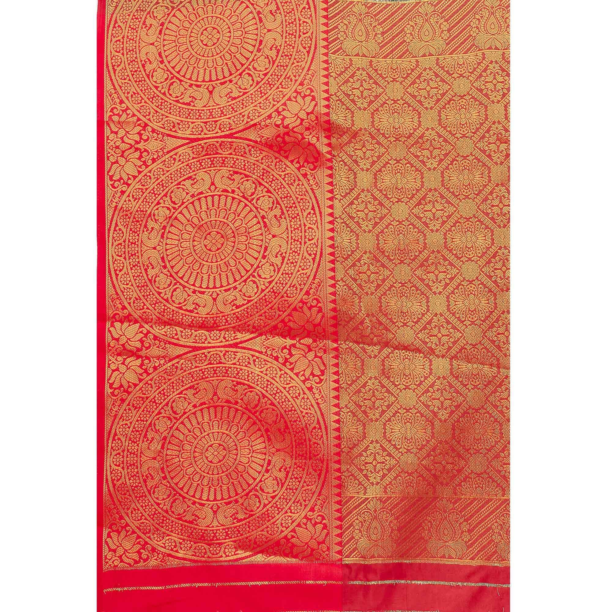 Green Woven Banarasi Silk Saree - Peachmode