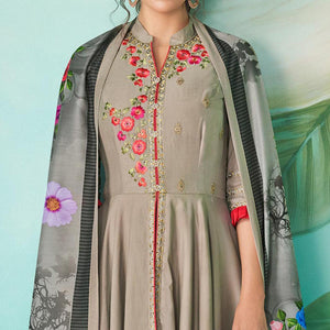 Grey Floral Embroidered Muslin Kurti Palazzo Set With Dupatta - Peachmode