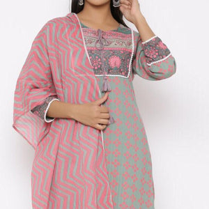 Grey - Pink Printed Poly Cotton Kurti Pant Set With Dupatta - Peachmode