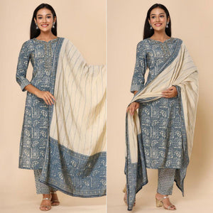 Grey Printed Cotton Silk Kurti Pant Set With Dupatta - Peachmode