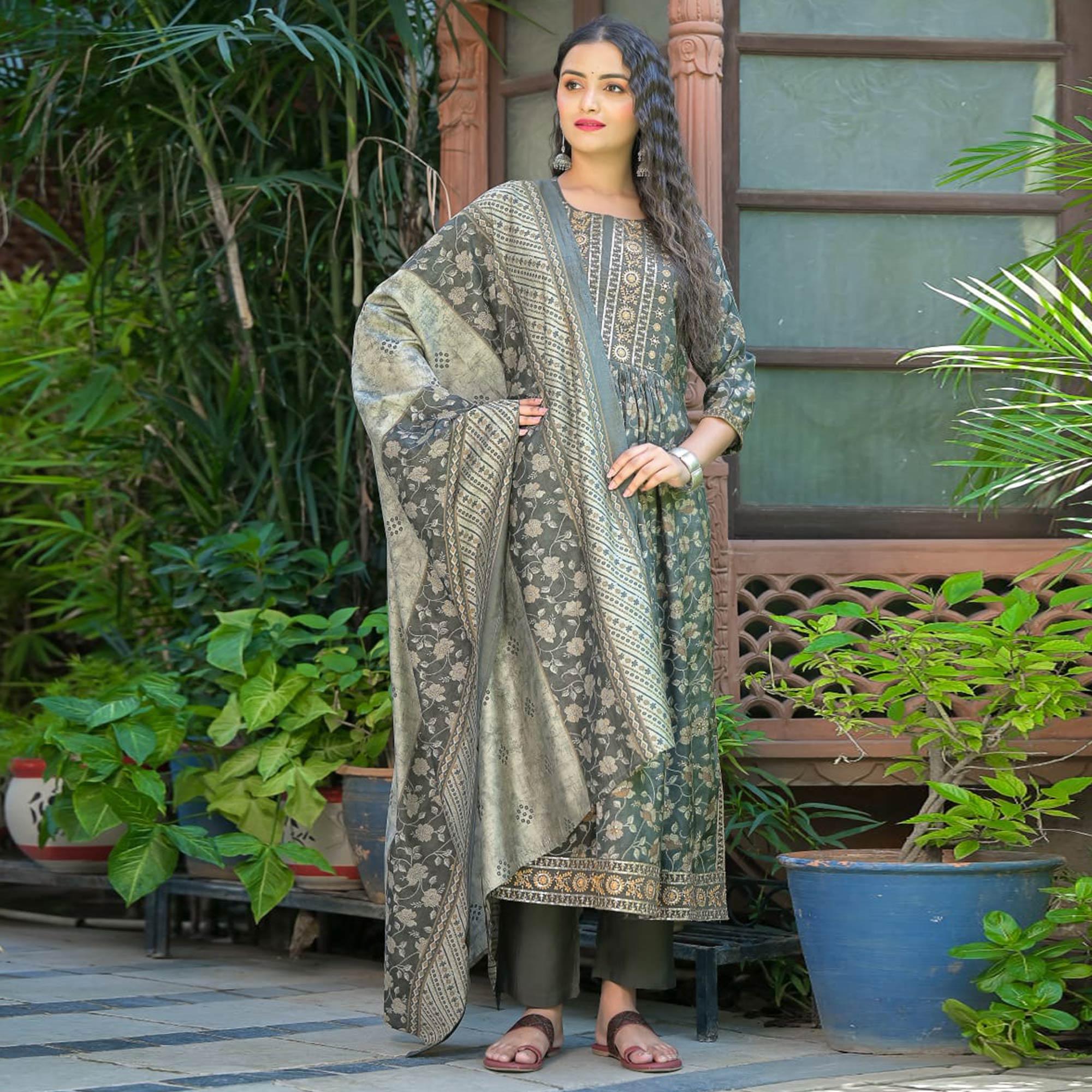 Grey Printed-Embroidered Chanderi Kurti Pant Set With Dupatta - Peachmode