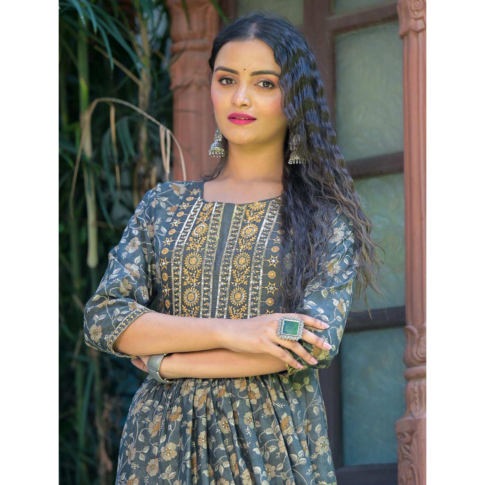 Grey Printed-Embroidered Chanderi Kurti Pant Set With Dupatta - Peachmode