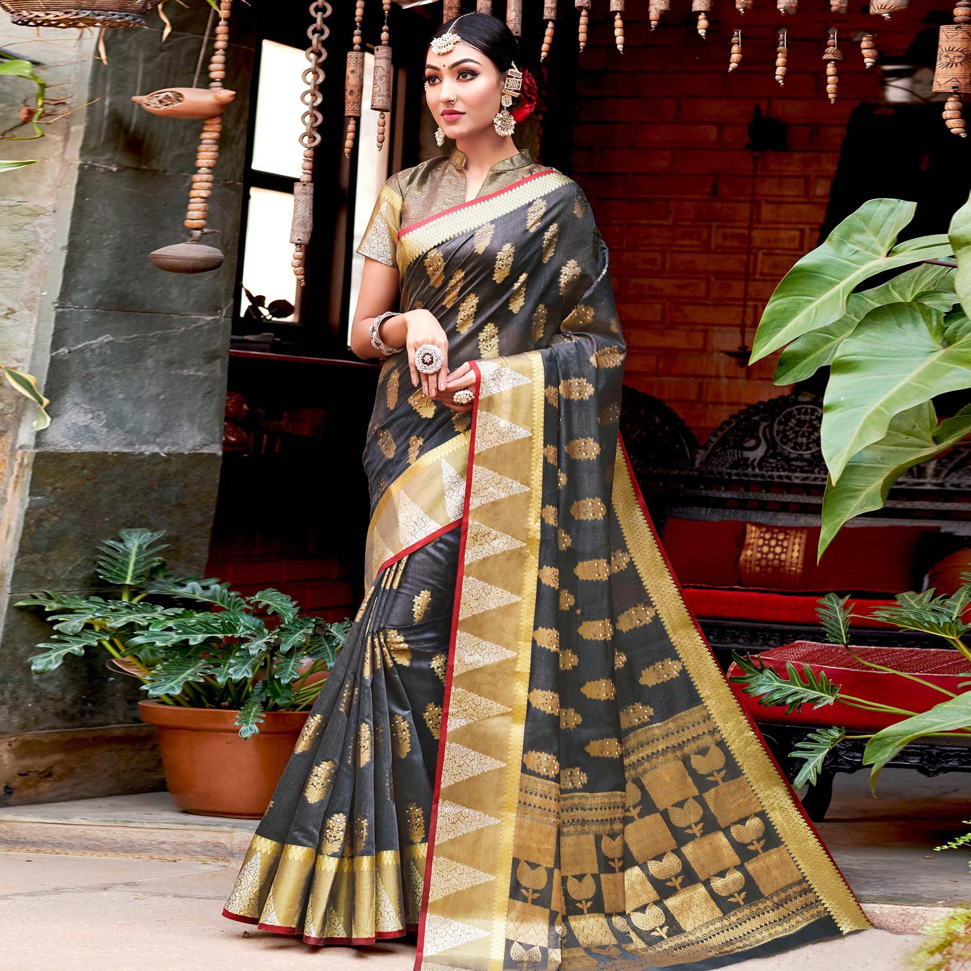 Imposing Grey Colored Festive Wear Woven Cotton Handloom Saree - Peachmode