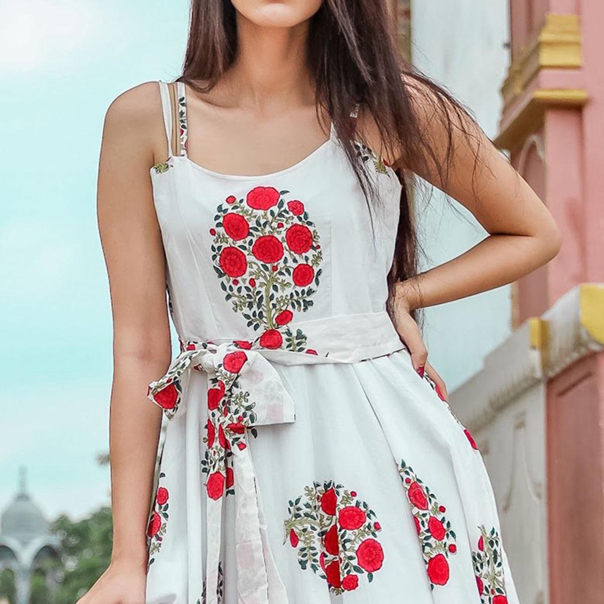 Innovative White Colored Casual Digital Floral Printed Cotton Gown With Matching Mask - Peachmode