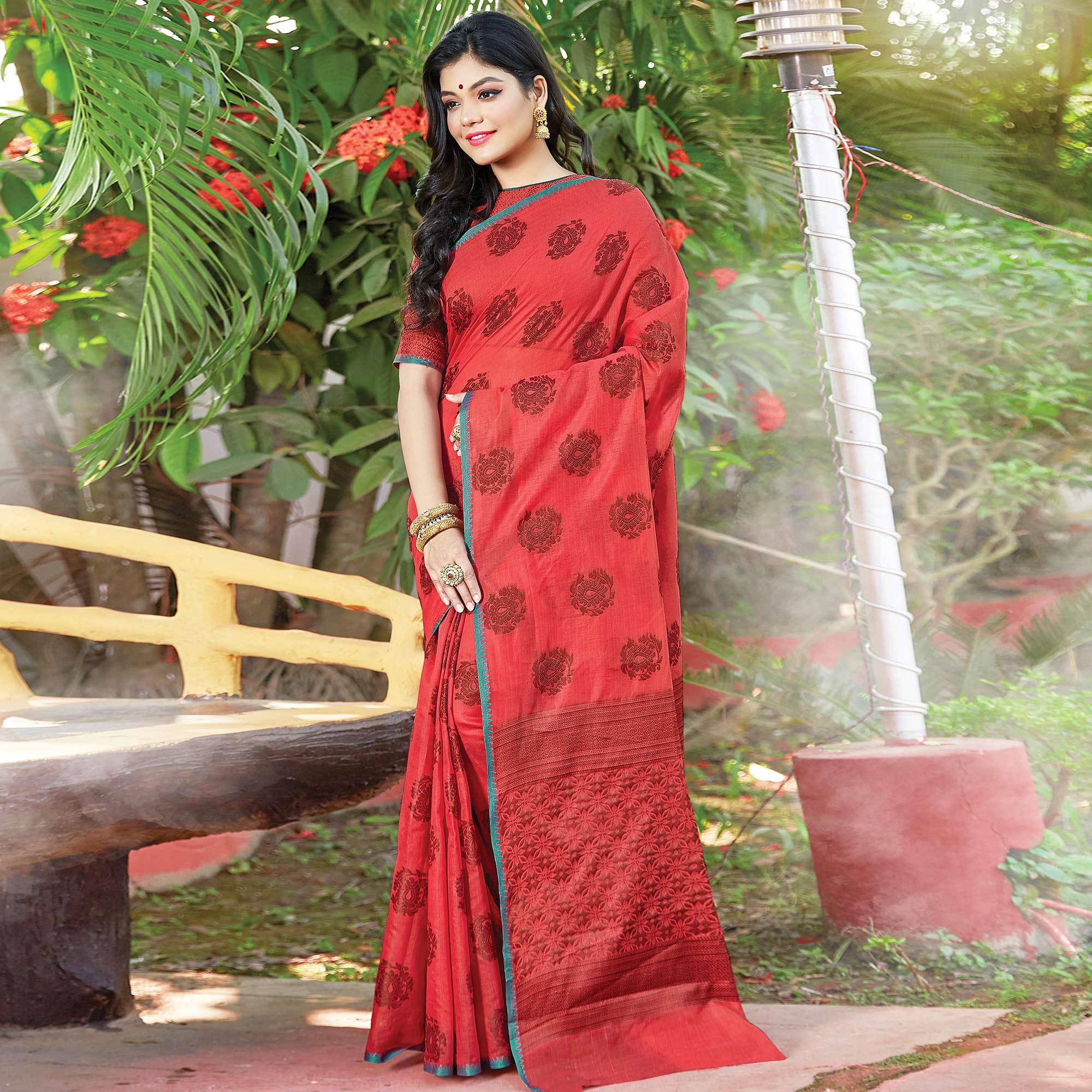 Lovely Red Colored Festive Wear Woven Cotton Handloom Saree - Peachmode