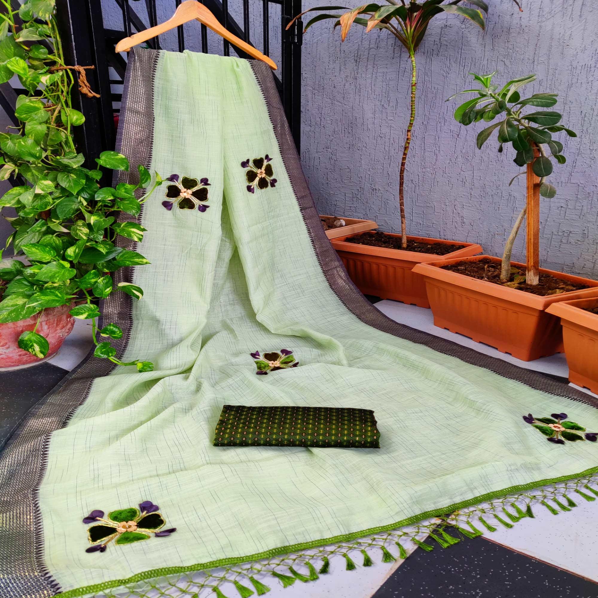 Mehdi Green Festive Wear Floral Embroiderey Woven Border Cotton Saree - Peachmode