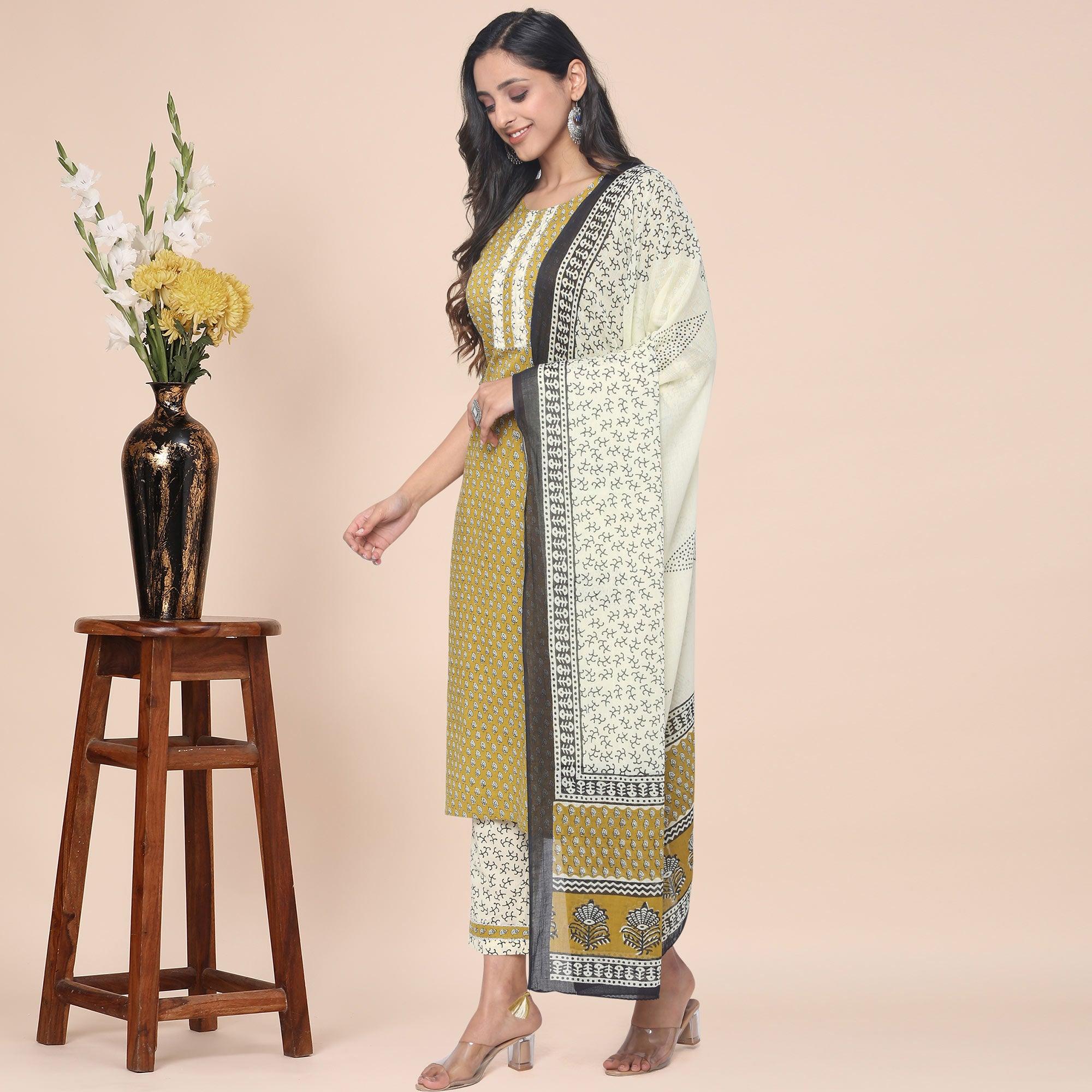 Mehndi Green Casual Wear Printed With Gota Patti Cotton Kurti Pant Set With Dupatta - Peachmode