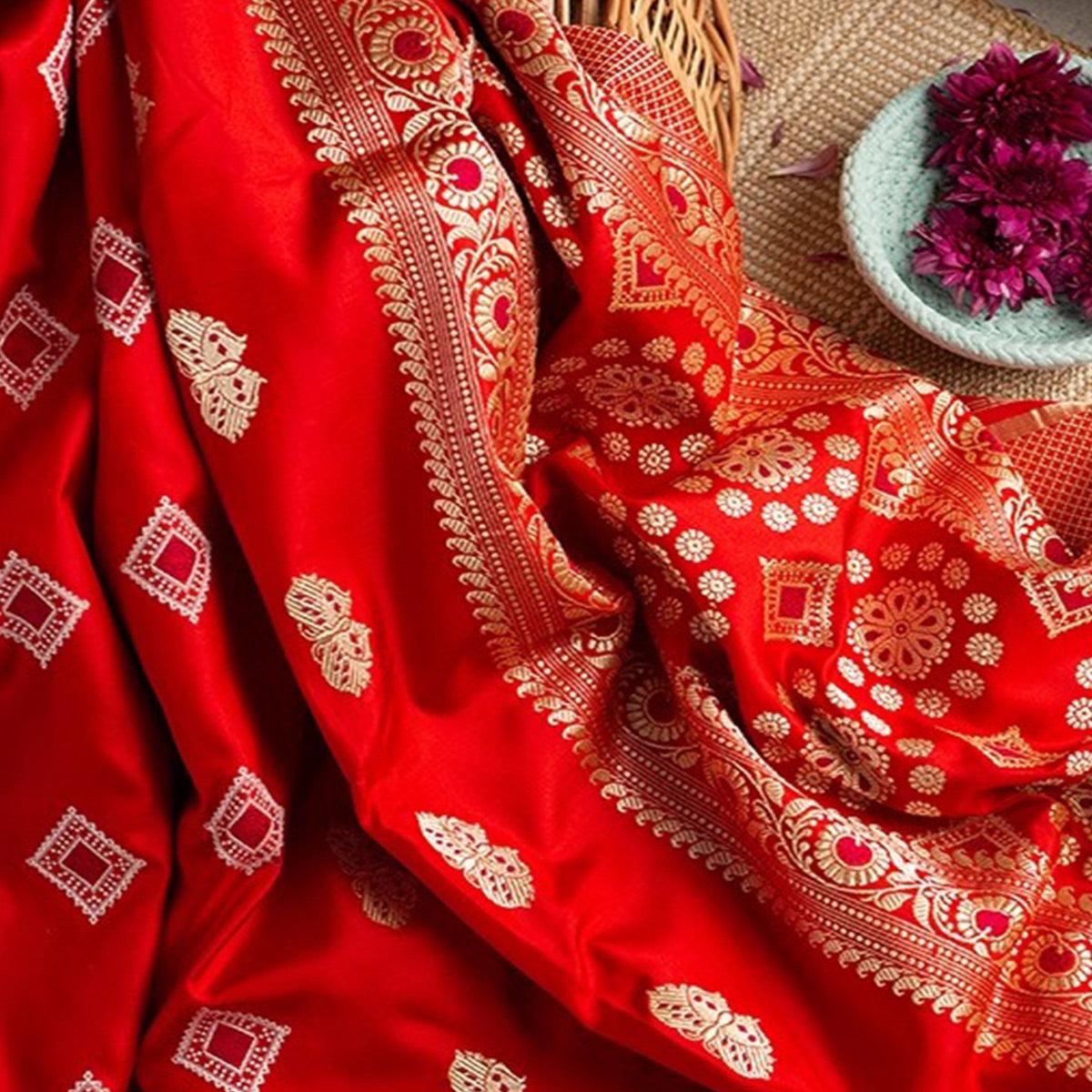 Mesmeric Red Colored Festive Woven Banarasi Silk Saree - Peachmode