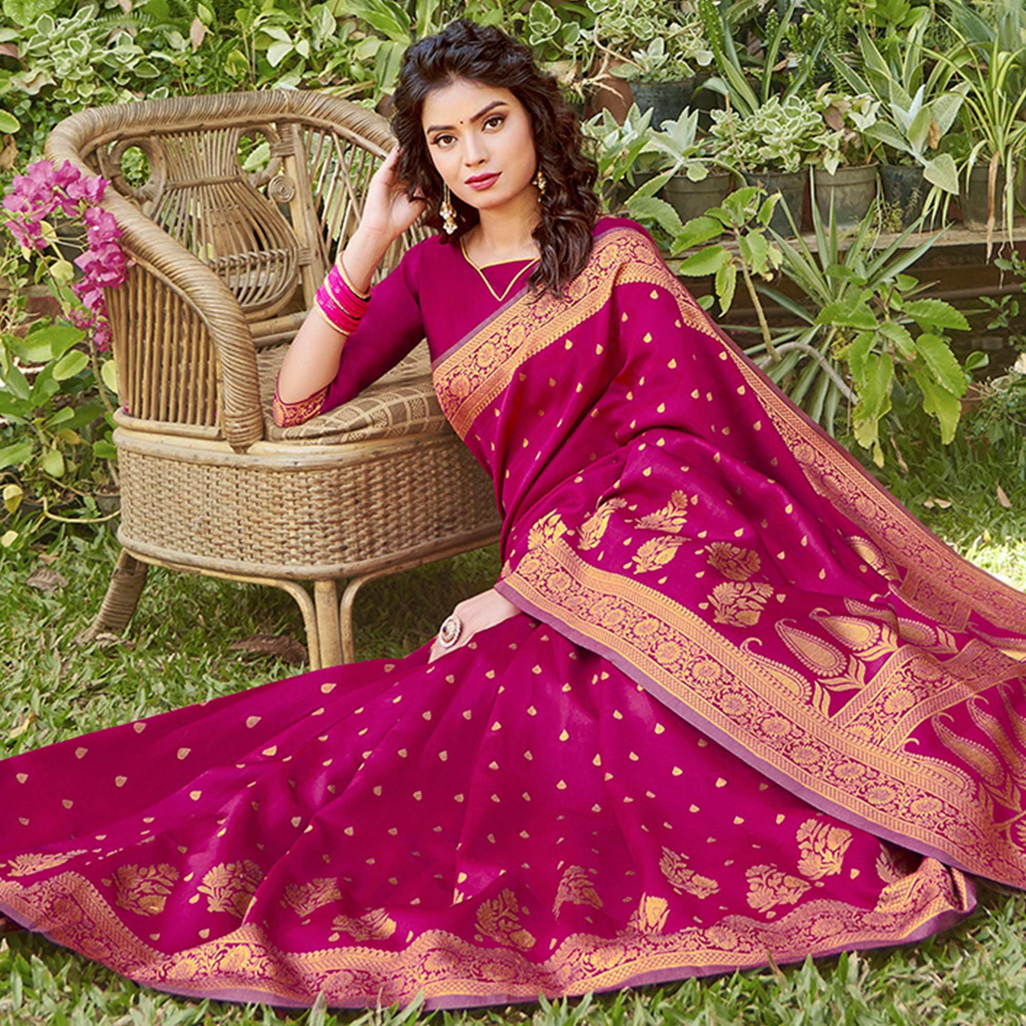 Mesmerising Magenta Pink Colored Festive Wear Floral Woven Silk Blend Saree With Tassels - Peachmode