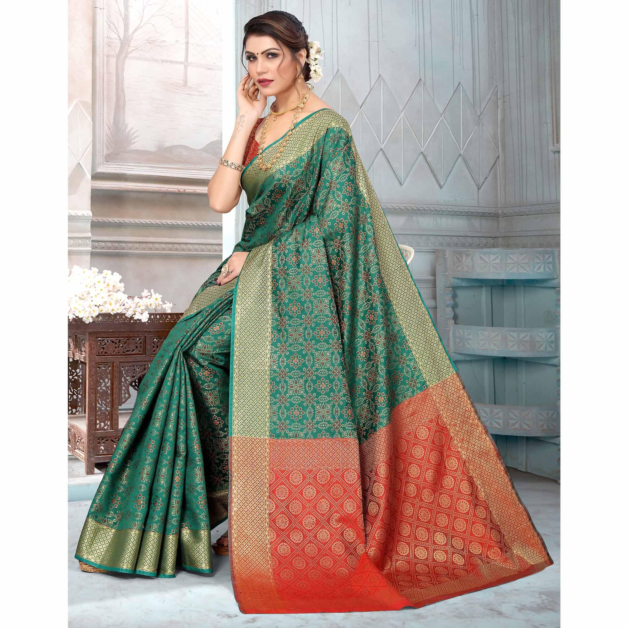 Morpich Woven Jacquard Saree - Peachmode