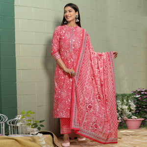 Pink Floral Printed Poly Cotton Kurti Pant Set With Dupatta - Peachmode