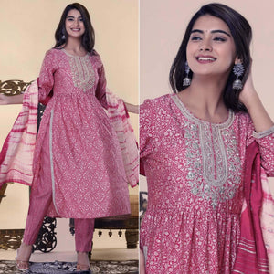 Pink Printed-Embroidered Muslin Kurti Pant Set With Dupatta - Peachmode