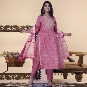Pink Printed-Embroidered Muslin Kurti Pant Set With Dupatta - Peachmode