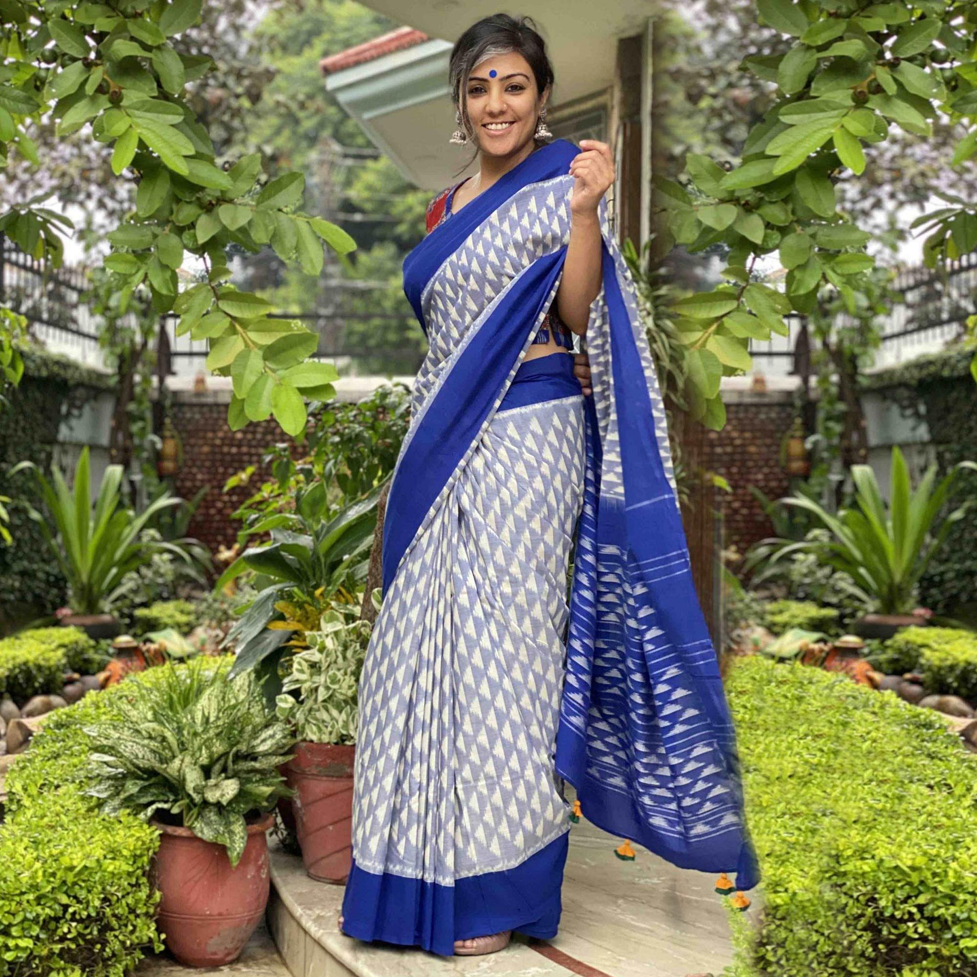 Pleasant Offwhite - Grey Colored Partywear Printed Silk Saree - Peachmode