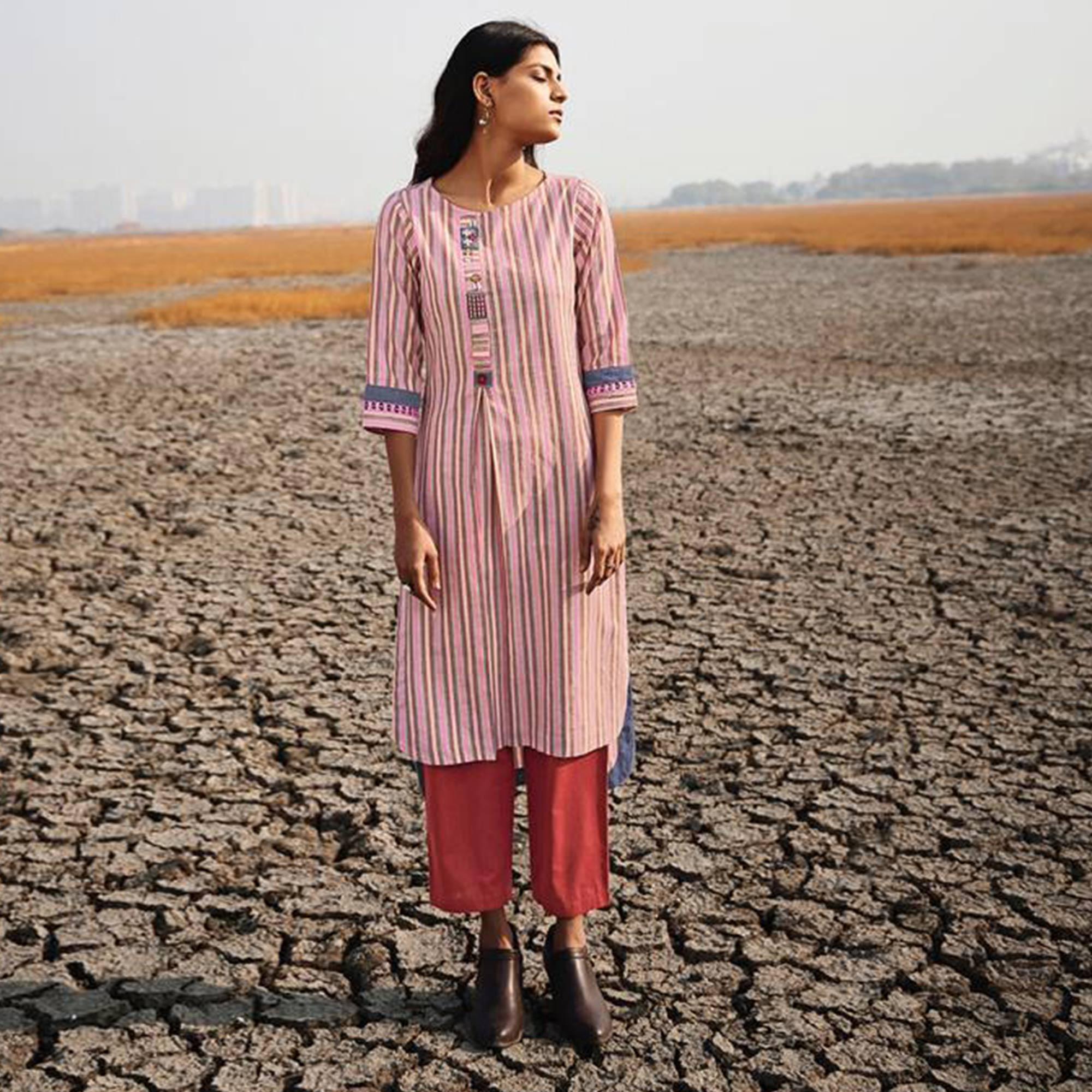 Preferable Pink Colored Casual Printed Cotton Kurti-Bottom Set - Peachmode