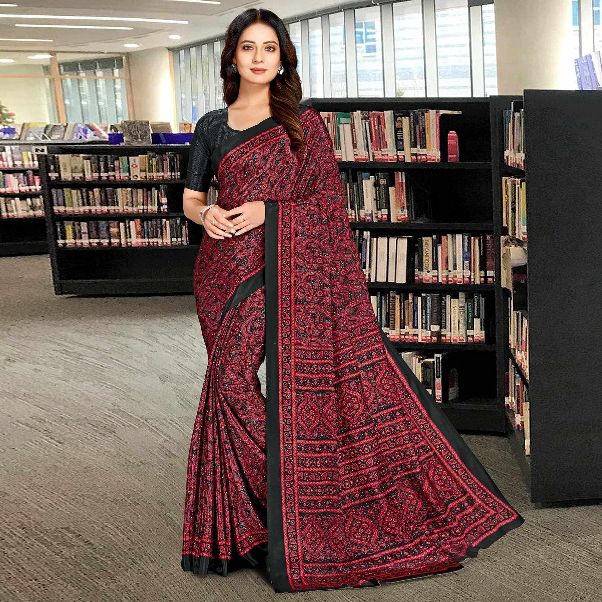 Red Casual Wear Solid Silk Saree - Peachmode