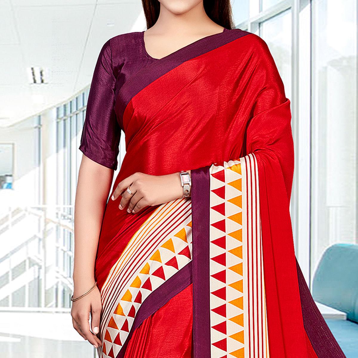 Red Casual Wear Solid Silk Saree - Peachmode