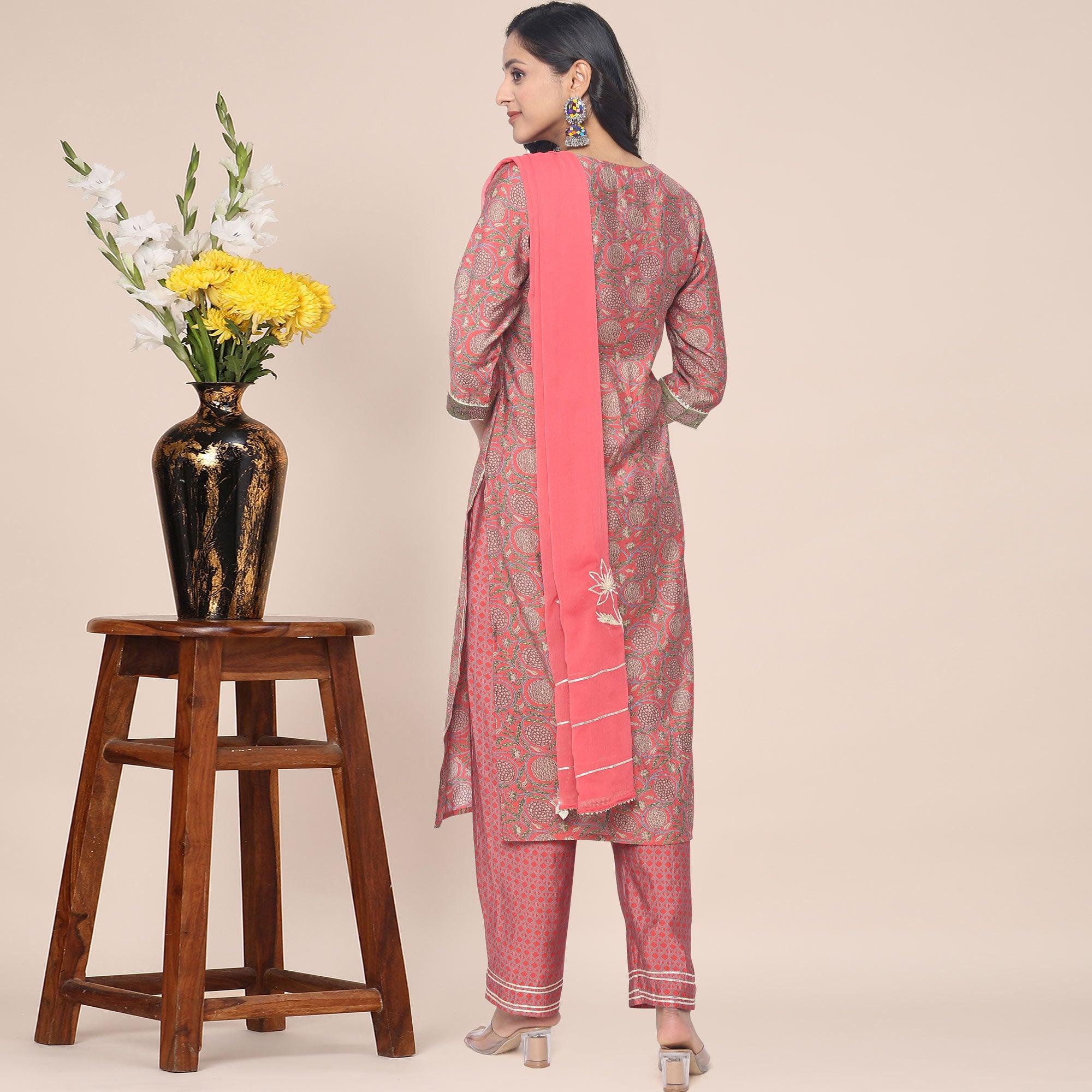 Red Patywear Floral Embroidered Cotton Silk Kurti Pant Set With Dupatta - Peachmode