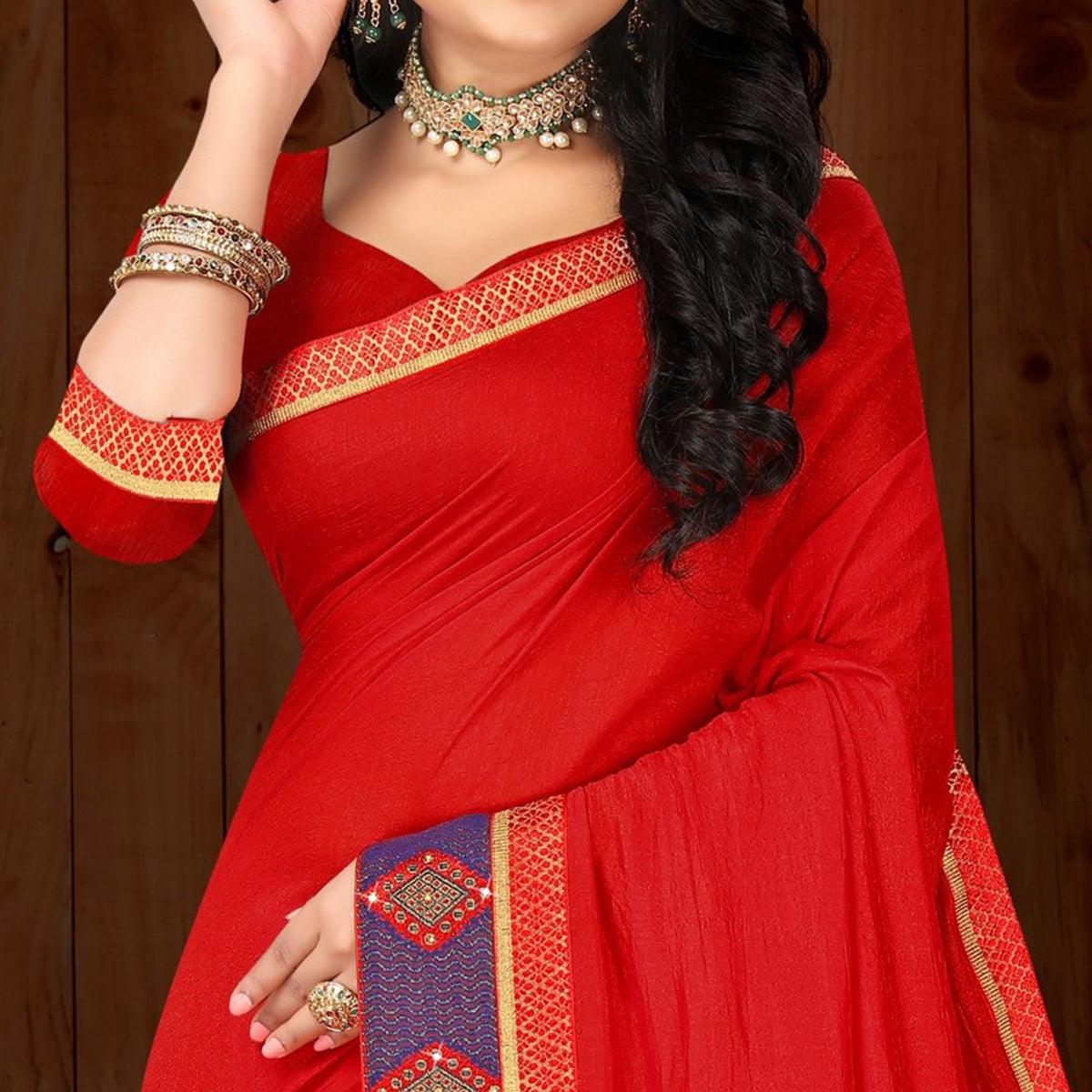 Red Solid Vichitra Silk Saree - Peachmode
