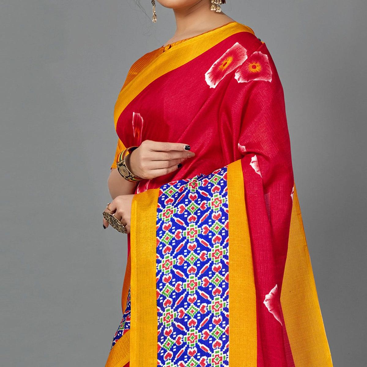 Sareemall Red Casual Art Silk Printed Saree With Unstitched Blouse - Peachmode