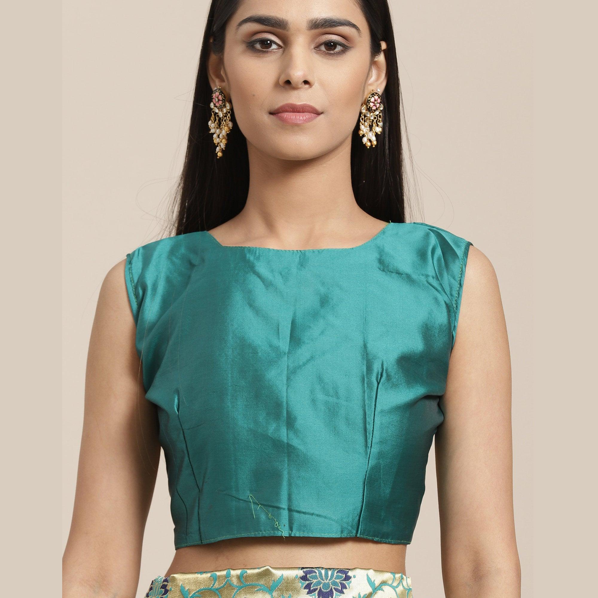 Staring Gold-Green Colored Festive Wear Woven Silk Blend Saree - Peachmode