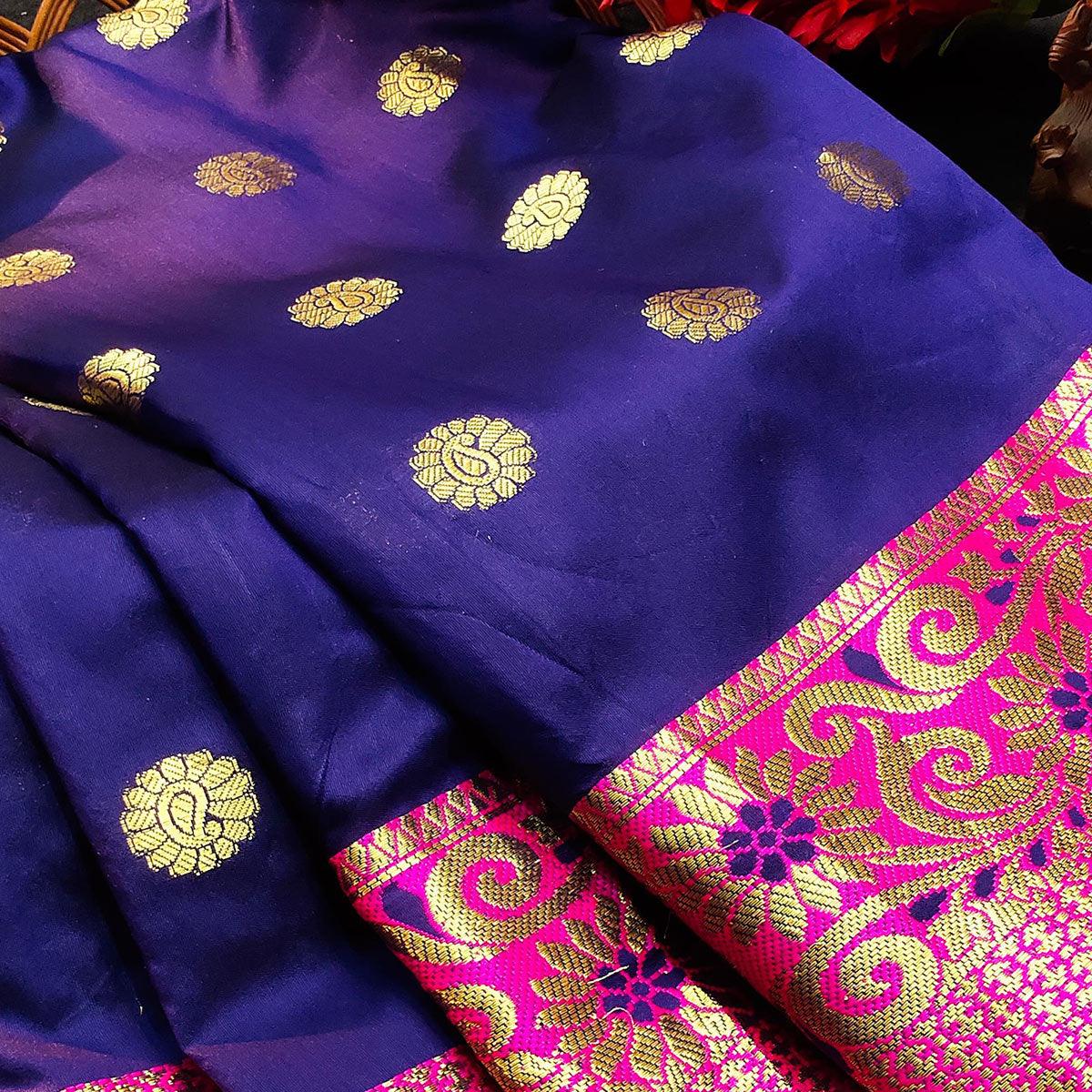 Staring Navy Blue Colored Festive Wear Woven Kanjivaram Silk Saree - Peachmode