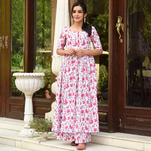 Stunning White Colored Casual Digital Printed Muslin Blend Kurti-Palazzo Set - Peachmode